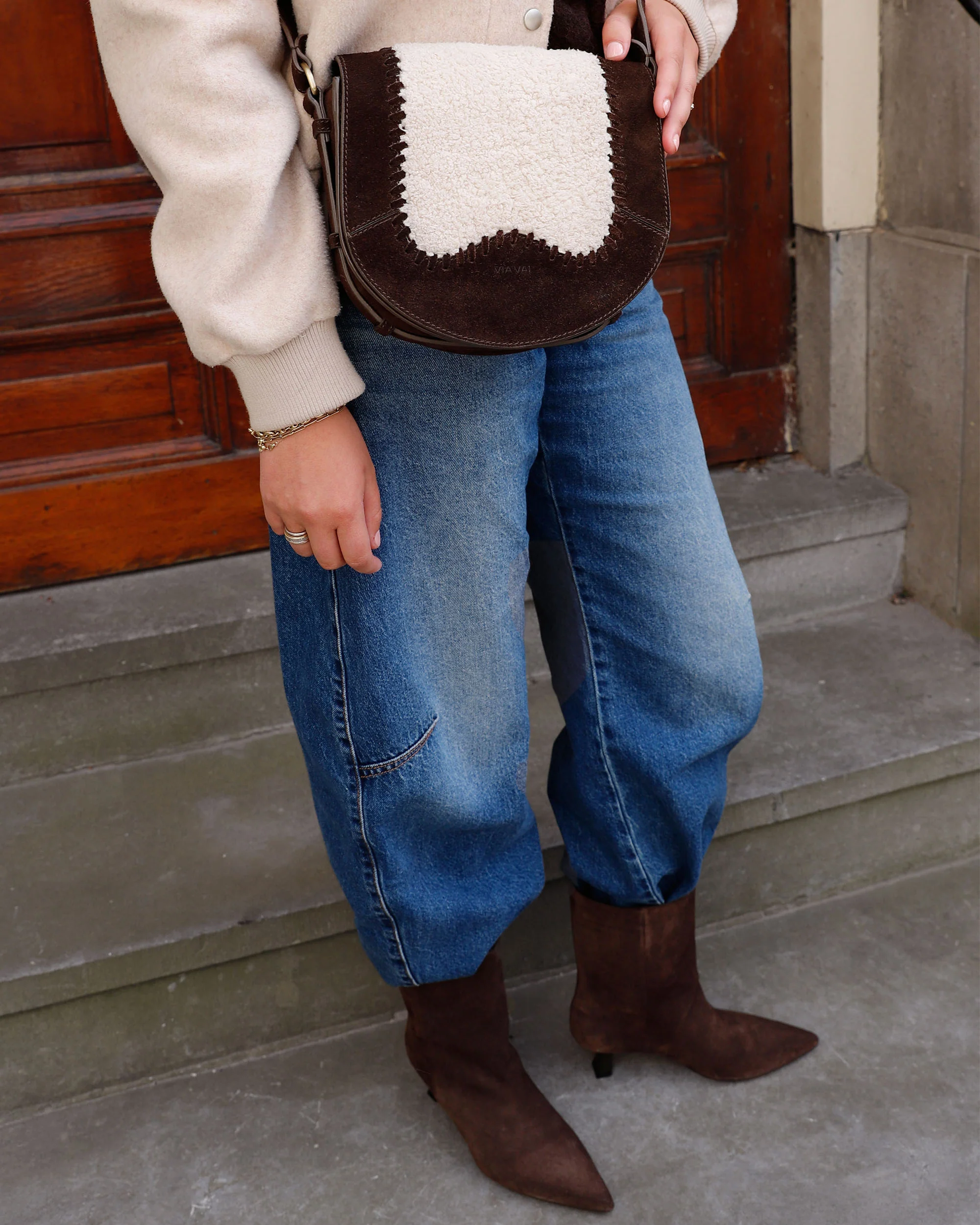 Suzy Vada - Image 7